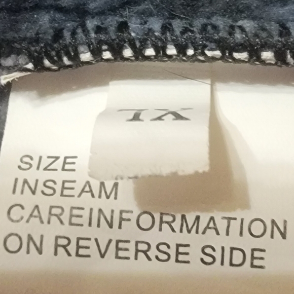 WARM CHIC GEOMETRIC ZIP-UP FLEECE VEST WITH FRONT POCKETS - Picture 6 of 7